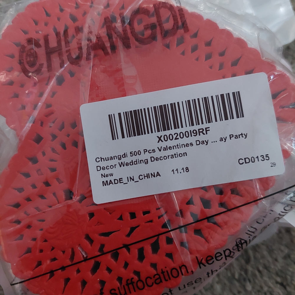 Red Heart-Shaped Party Decor